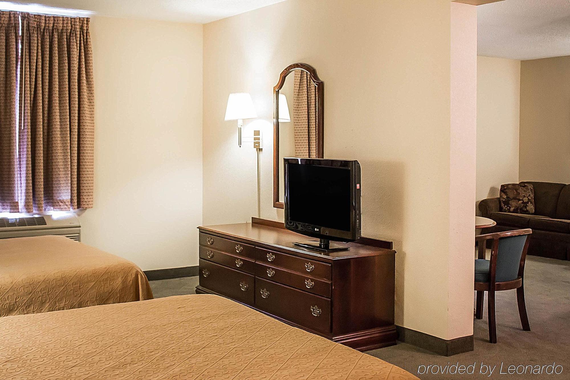 Quality Inn & Suites Bellville - Mansfield מראה חיצוני תמונה
